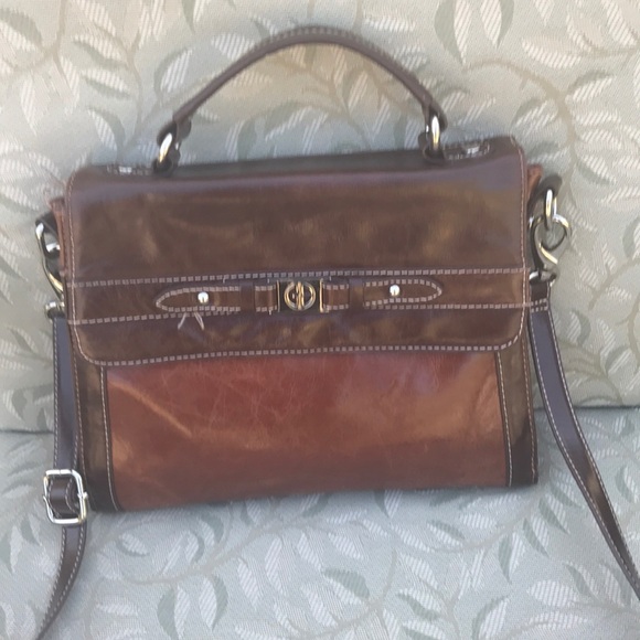Giani Bernini Handbags - Giani Bernini Vintage Cross body purse